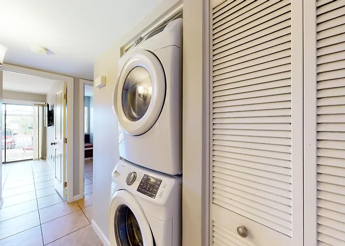 Golden Oasis, Unit #110 Ferienhaus *