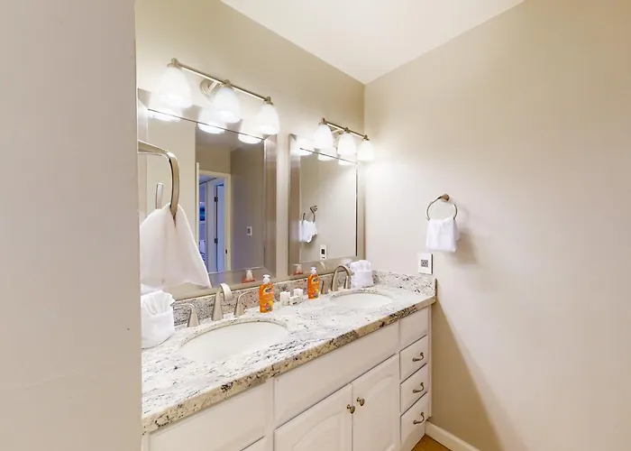 Golden Oasis, Unit #110 Scottsdale