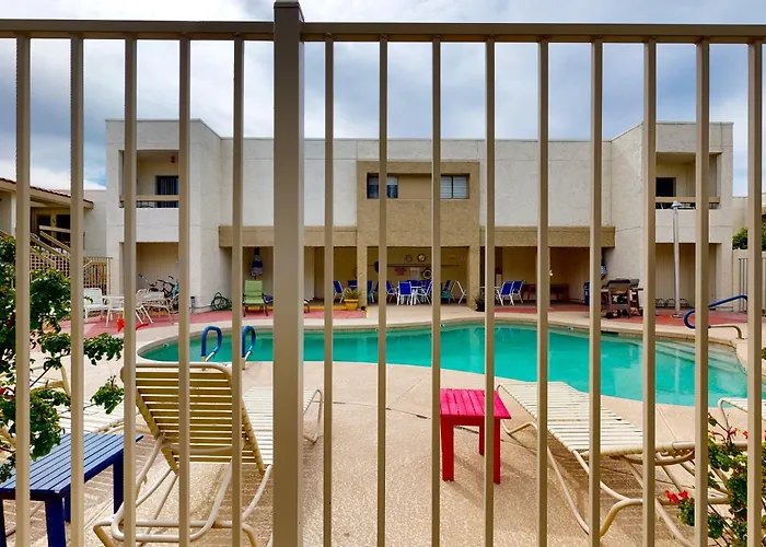 Golden Oasis, Unit #110 Ferienhaus *